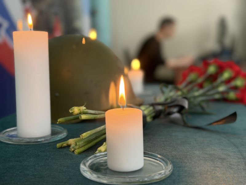 В Калуге сотрудники полиции приняли участие в акции «Неделя Мужества» В Калуге сотрудники полиции приняли участие в акции «Неделя Мужества»