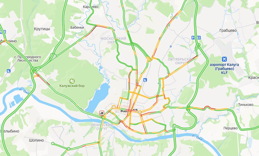 На улицах Калуги собрались утренние пробки