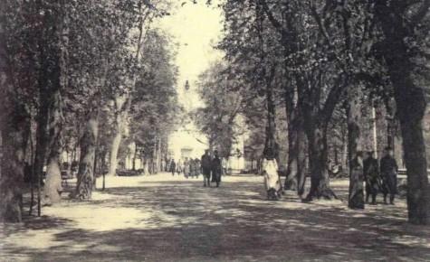 Слезами и угрозами: как в калужских деревнях родители решали судьбу детей