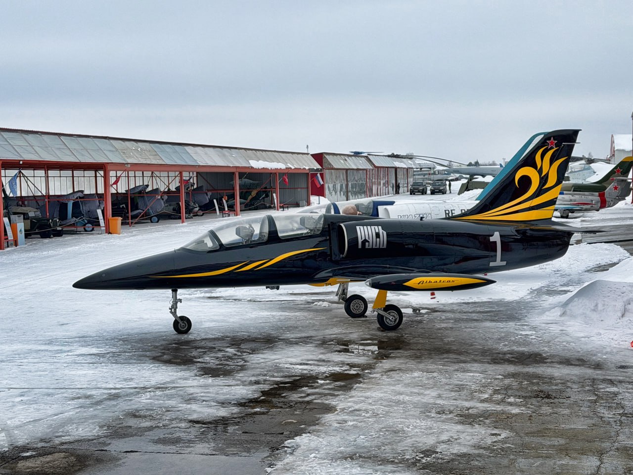 Еще одним самолетом пополнилась коллекция аэродрома «Орешково» в Калужской области