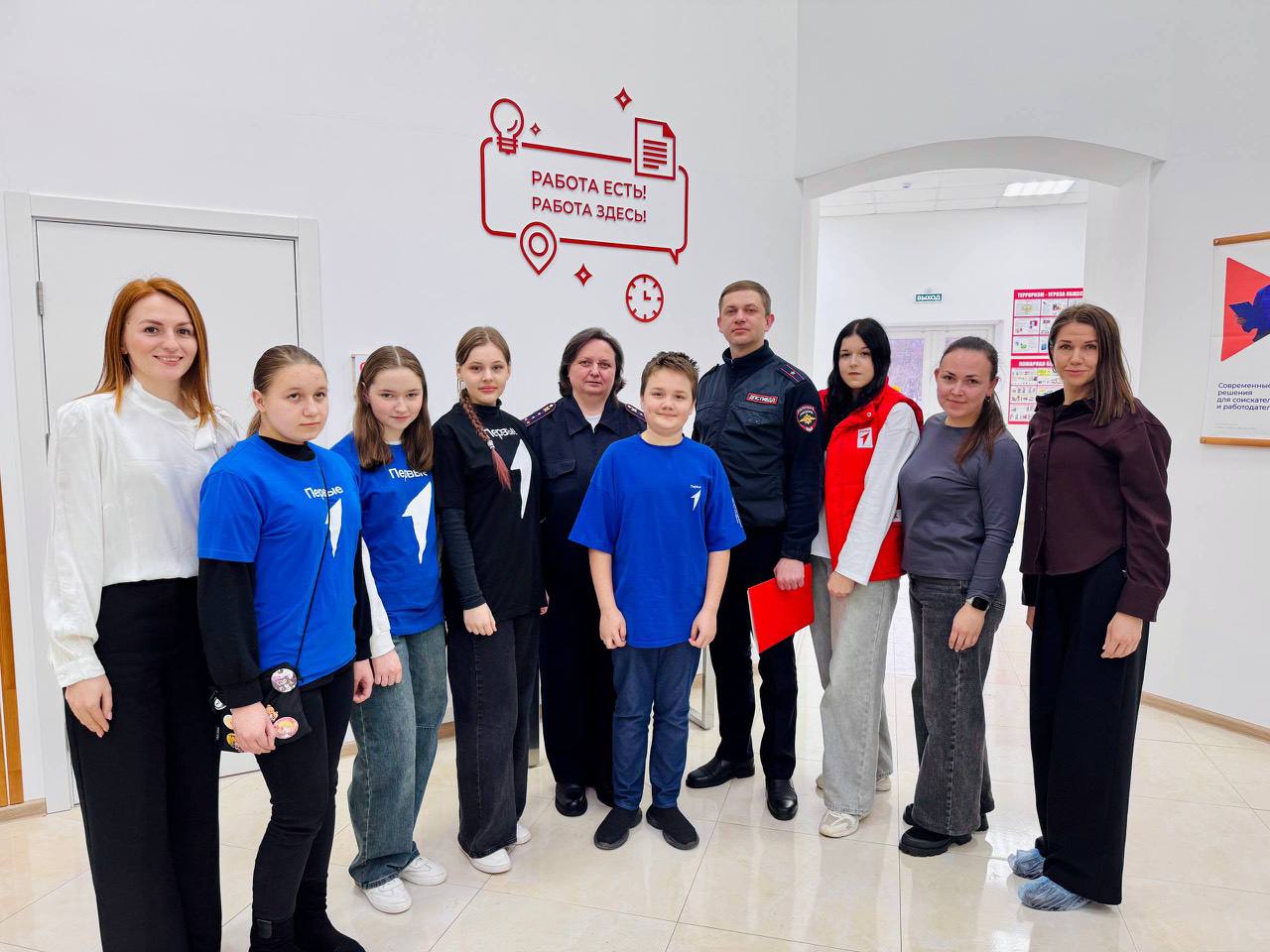 Сотрудники Госавтоинспекции провели «Классную встречу» в Людиново Сотрудники Госавтоинспекции провели «Классную встречу» в Людиново