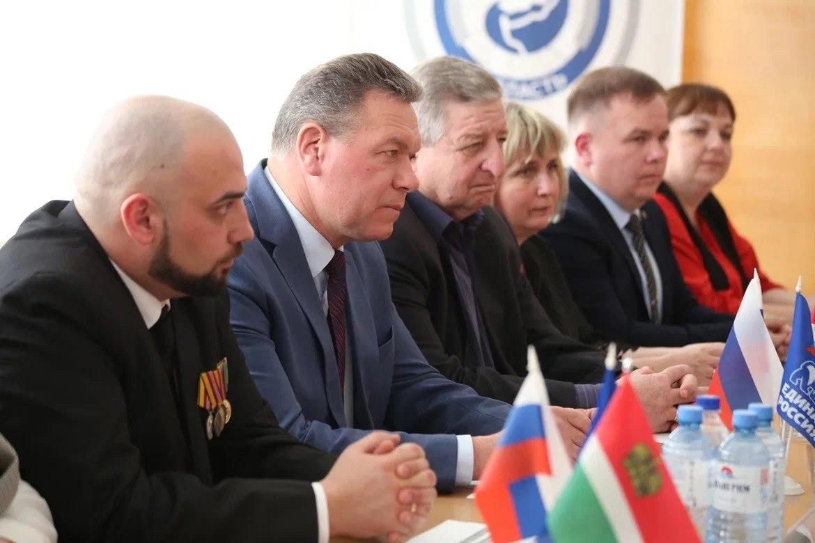 Почти сто наказов реализовано в Износковском округе в рамках Народной программы 2020-2025 Почти сто наказов реализовано в Износковском округе в рамках Народной программы 2020-2025