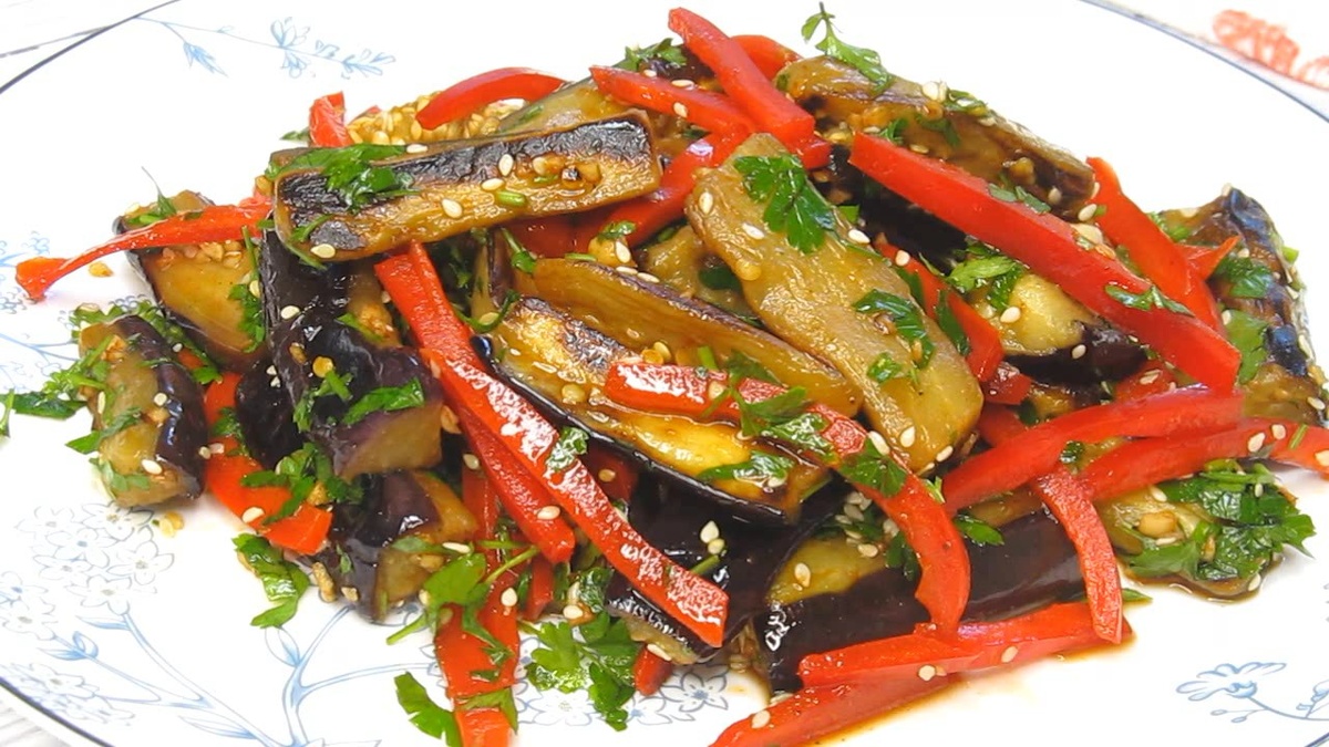 Салат из баклажанов: простота в каждом укусе