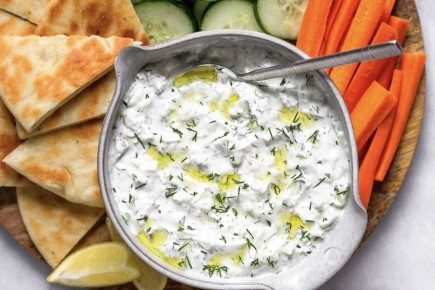 Необычные сочетания соуса дзадзыки: экспериментируйте на кухне