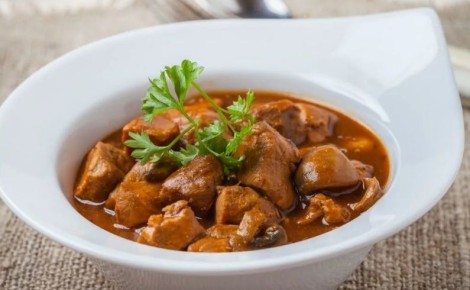 Секреты сочного свиного гуляша