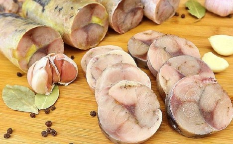 Секреты приготовления слабосоленой скумбрии для новогоднего стола