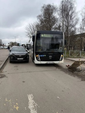 В Обнинске автобусы снова встали на Привокзальной площади