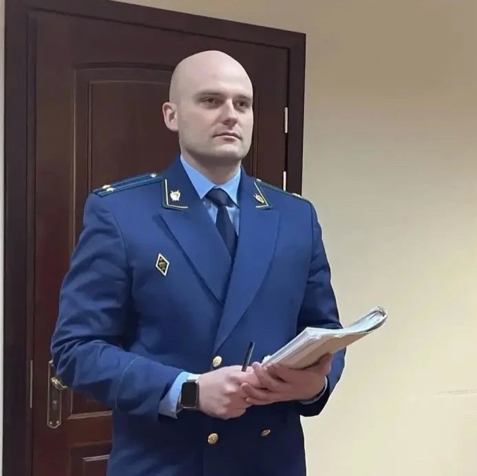 Коллегия присяжных заседателей согласилась с государственным обвинителем и признала 41- летнего мужчину виновным в избиении до смерти своей сожительницы, суд назначил ему наказание в виде 9 лет лишения свободы