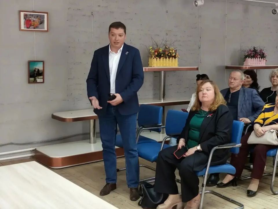 Начальником ОМВД России «Боровский» организована рабочая встреча с руководителями организаций и предприятий Начальником ОМВД России «Боровский» организована рабочая встреча с руководителями организаций и предприятий