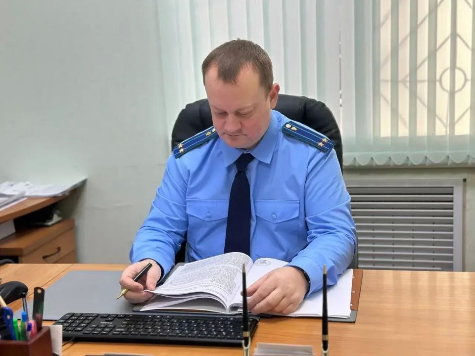 Прокуратура Спас-Деменского района направила в суд уголовное дело в отношении местного жителя, обвиняемого в нанесении побоев бывшей супруге