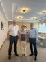 Дмитрий Денисов наградил калужанина за вклад в производство радиоэлектронной техники