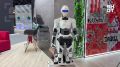 Робо-блондинку из Калуги показали на ПМЭФ-2026