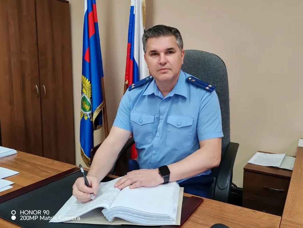 Прокуратура Думиничского района направила в суд уголовное дело в отношении местного жителя, обвиняемого в хищении электроинструмента из домовладения