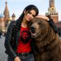 Шумный московский медведь: необычная дружба Ирины и Умки