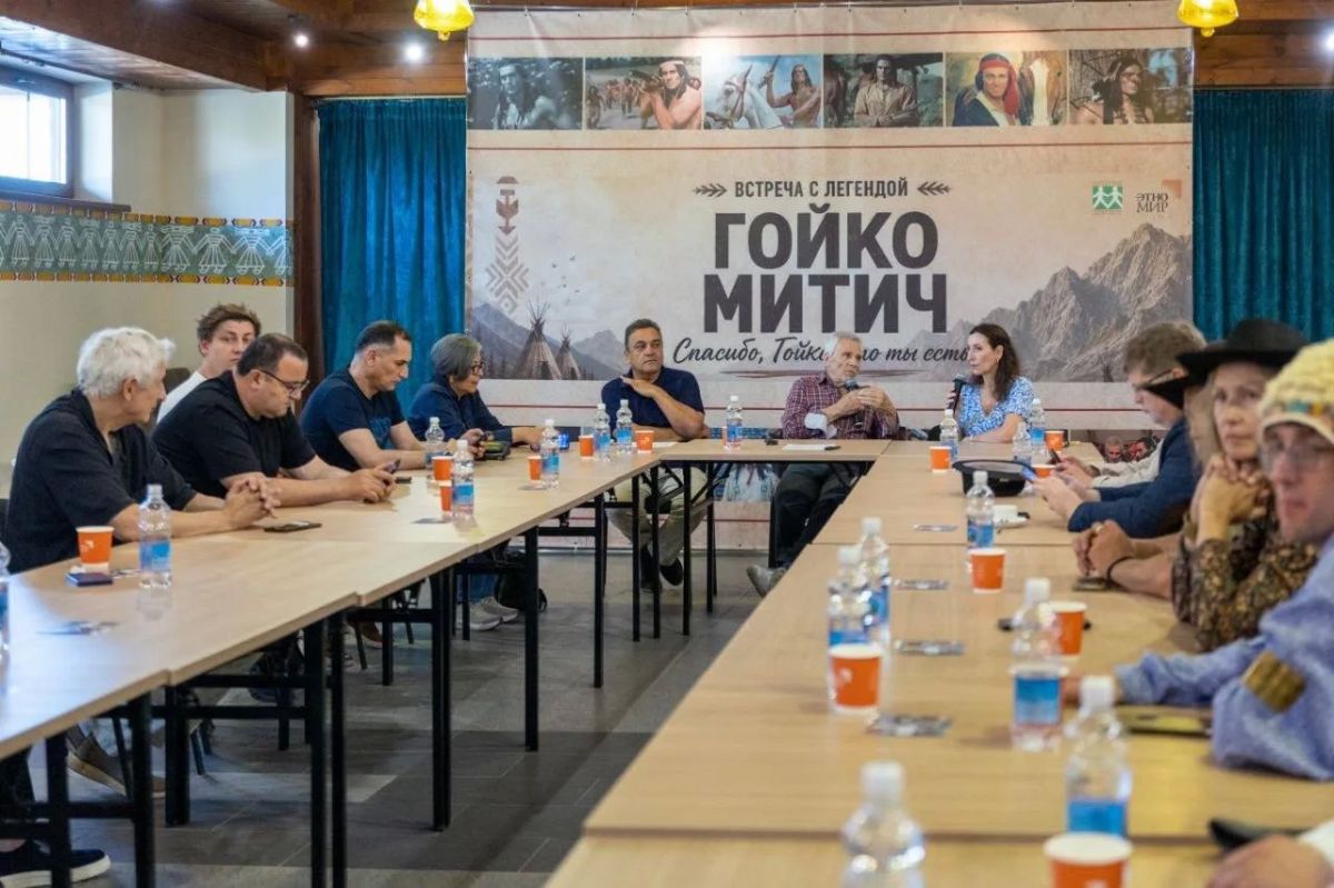 Никита Анисимов посетил фестиваль культуры коренных народов Северной Америки в парке «ЭТНОМИР» в Калужской области Никита Анисимов посетил фестиваль культуры коренных народов Северной Америки в парке «ЭТНОМИР» в Калужской области