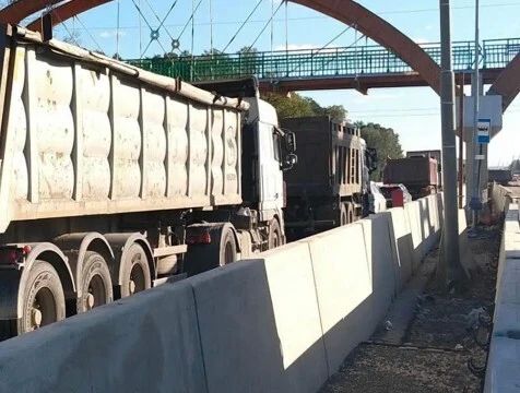 На остановке "АЗС" из Обнинска в Калугу временно не высаживают пассажиров