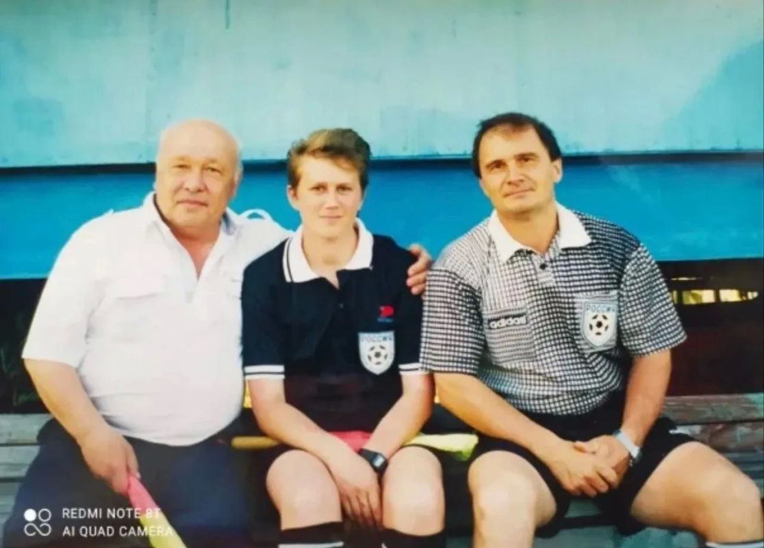 Ушёл последний чемпион. 14 сентября, на 89 году жизни скончался легендарный калужский футболист 60–70-х годов XX века, впоследствии замечательный тренер и арбитр Геннадий Сергеевич Карасв Ушёл последний чемпион. 14 сентября, на 89 году жизни скончался легендарный калужский футболист 60–70-х годов XX века, впоследствии замечательный тренер и арбитр Геннадий Сергеевич Карасв