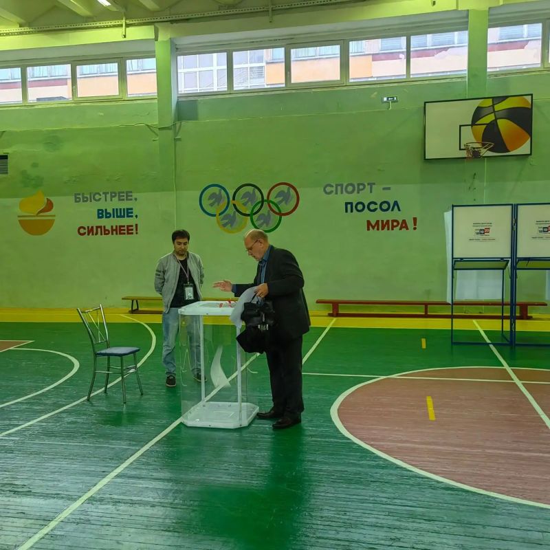 С 8:00 утра в Калуге начали работу избирательные участки С 8:00 утра в Калуге начали работу избирательные участки