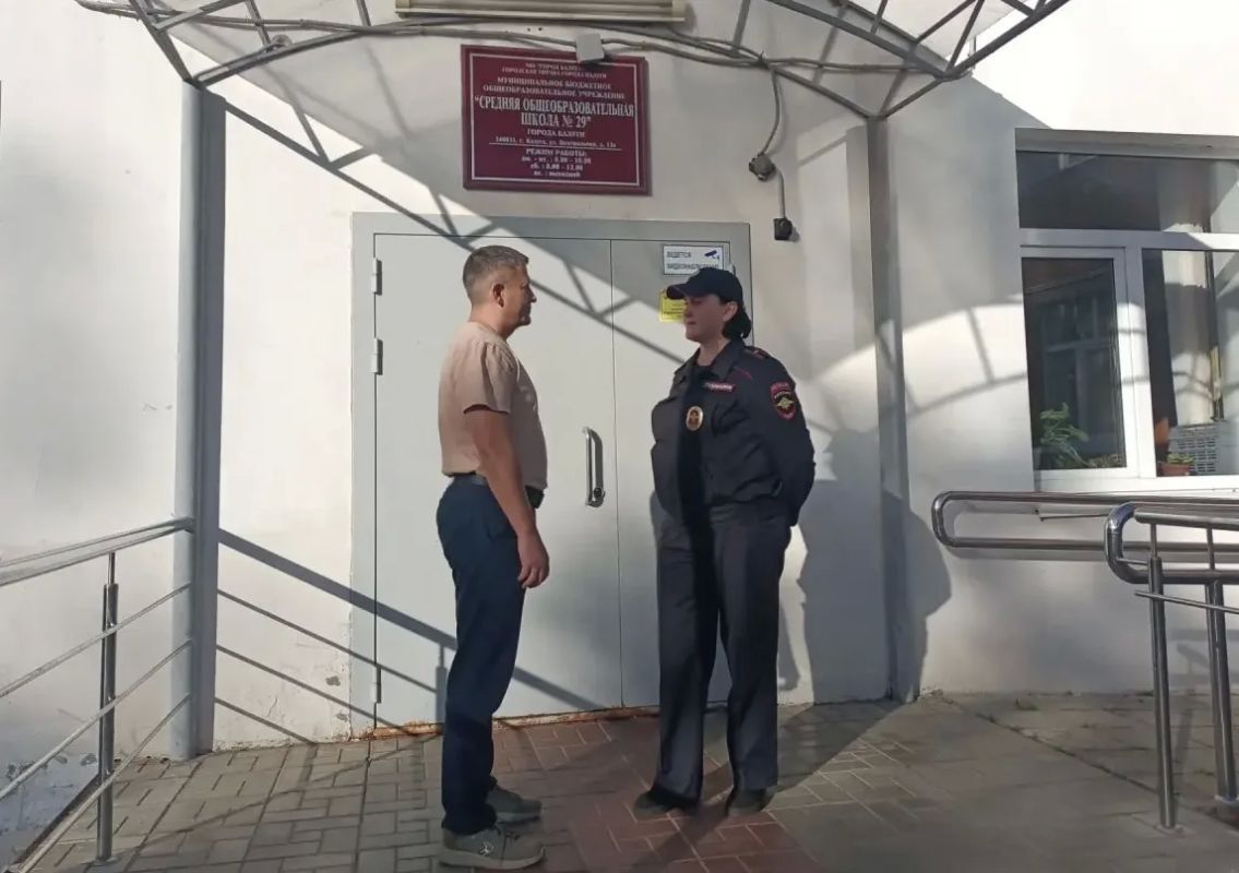 Вместе за безопасность: общественники и полиция в Единый день голосования Вместе за безопасность: общественники и полиция в Единый день голосования
