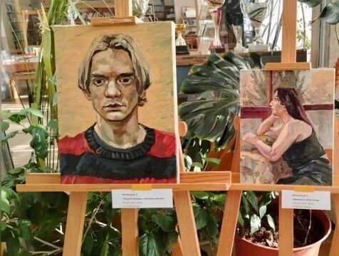 Первая выставка художника-самоучки Никиты Янченкова открылась в Обнинске