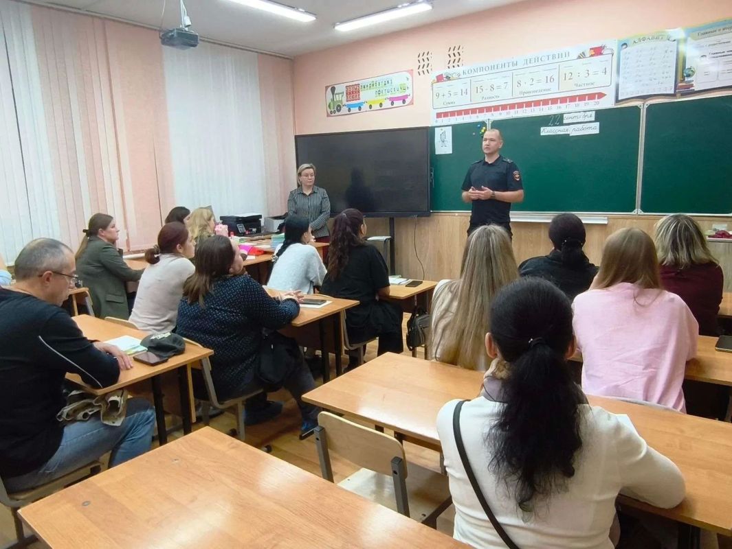 Безопасность начинается с семьи: сотрудники Госавтоинспекции Калужской области провели масштабную работу с детьми и родителями Безопасность начинается с семьи: сотрудники Госавтоинспекции Калужской области провели масштабную работу с детьми и родителями