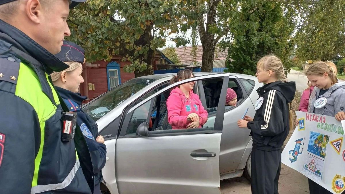 Безопасность начинается с семьи: сотрудники Госавтоинспекции Калужской области провели масштабную работу с детьми и родителями Безопасность начинается с семьи: сотрудники Госавтоинспекции Калужской области провели масштабную работу с детьми и родителями