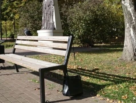 Калужанам напомнили, что делать при обнаружении подозрительного предмета