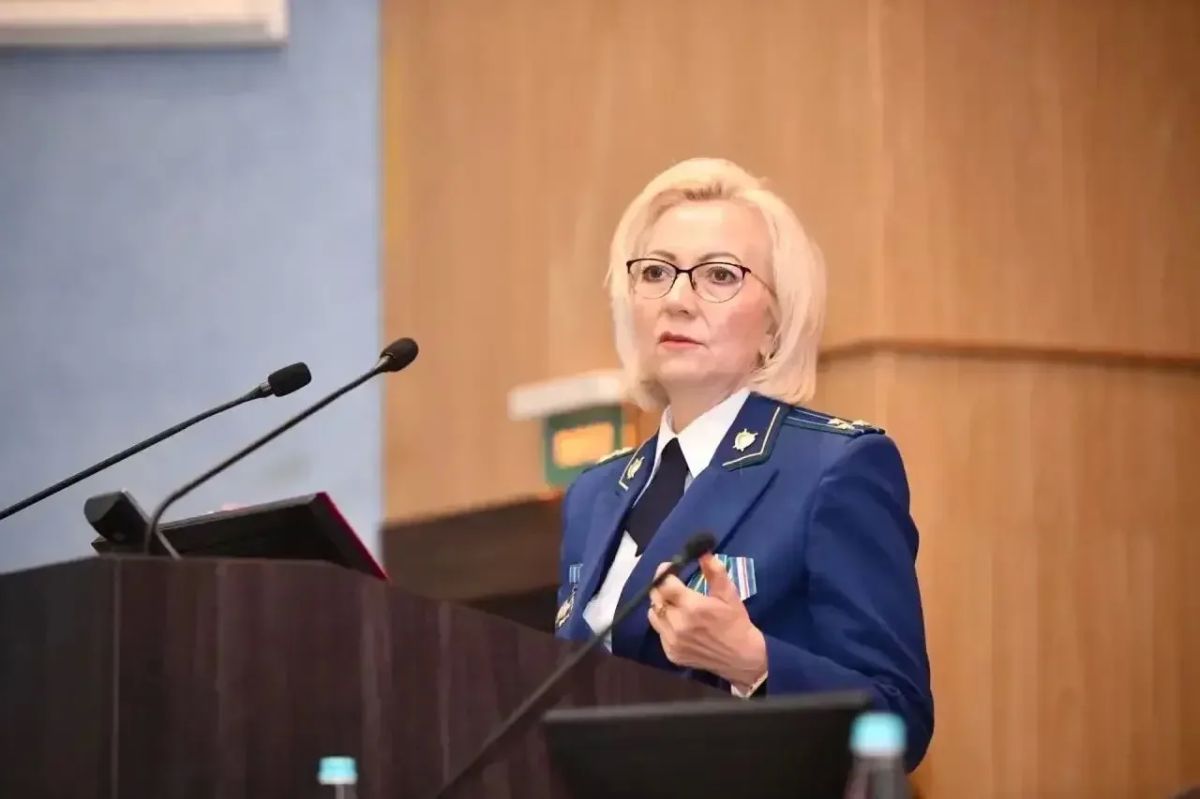 Председатель Калужской региональной общественной организации ветеранов и пенсионеров прокуратуры Кисельникова Л.И. и член организации Минаева Т.М. приняли участие в Форуме ветеранов прокуратур Центрального федерального... Председатель Калужской региональной общественной организации ветеранов и пенсионеров прокуратуры Кисельникова Л.И. и член организации Минаева Т.М. приняли участие в Форуме ветеранов прокуратур Центрального федерального...