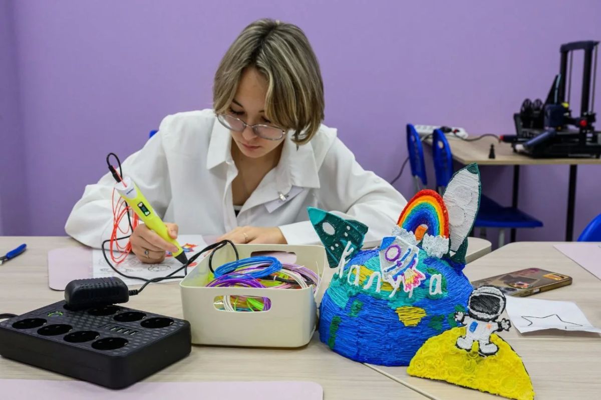 Владислав Шапша: Всегда с интересом общаюсь с ребятами, которые помимо школьной программы занимаются творчеством, наукой, техническими направлениями Владислав Шапша: Всегда с интересом общаюсь с ребятами, которые помимо школьной программы занимаются творчеством, наукой, техническими направлениями