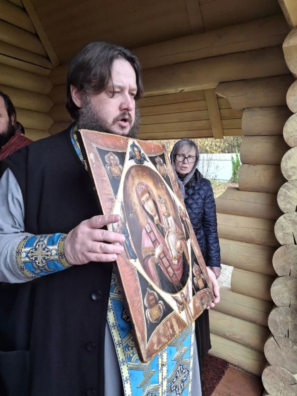 Молебен против беспилотников провели в Калуге после атак на дата-центры Молебен против беспилотников провели в Калуге после атак на дата-центры