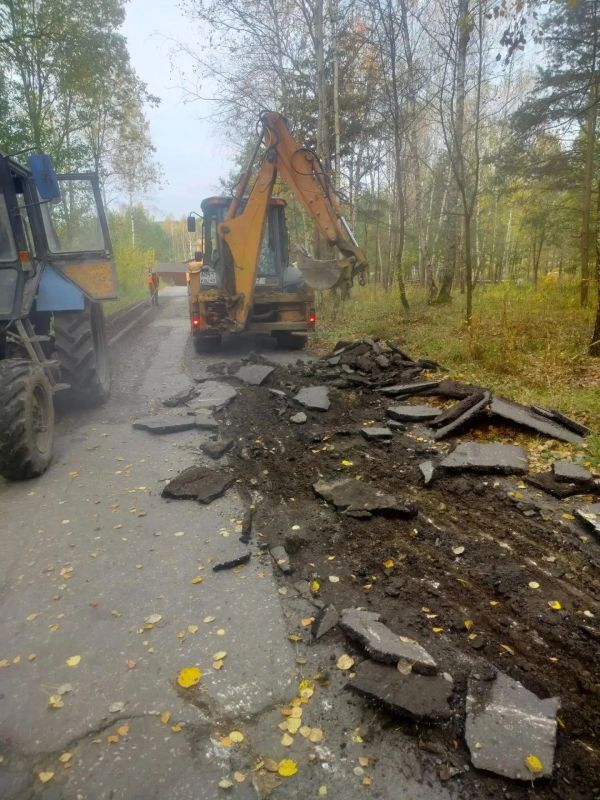 Продолжаем сезон дорожных работ Продолжаем сезон дорожных работ