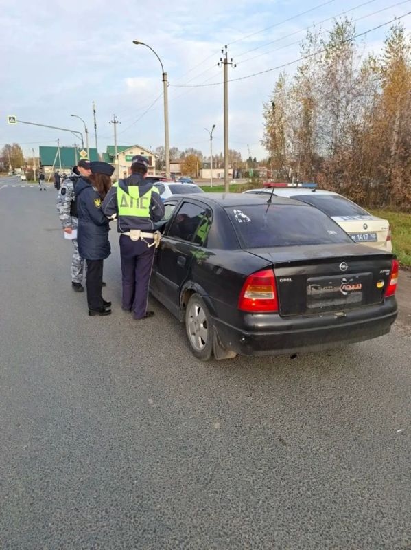 В Боровском муниципальном округе сотрудники Госавтоинспекции совместно с судебными приставами провели рейд «Дорожный пристав» В Боровском муниципальном округе сотрудники Госавтоинспекции совместно с судебными приставами провели рейд «Дорожный пристав»