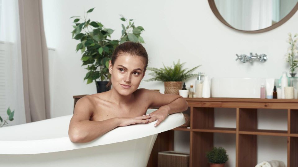 Старенькую ванную будет не узнать: вот как легко и дешево преобразить интерьер