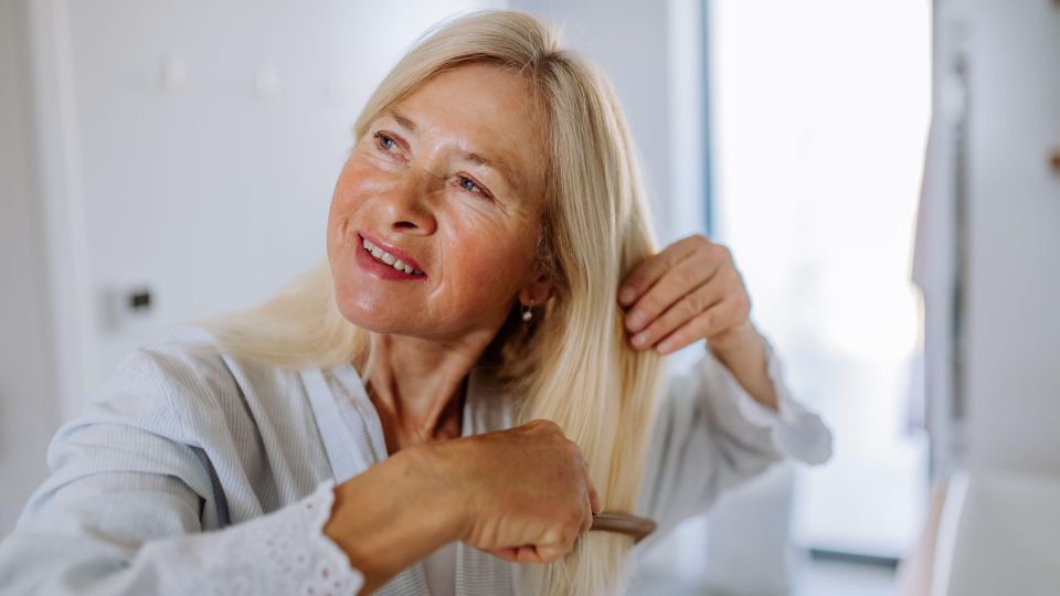 От расчески с этой особенностью нужно избавиться: иначе волосы превратятся в мочалку