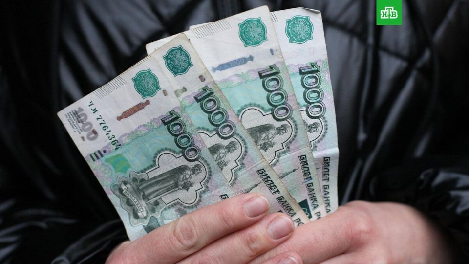 Кризис сбережений: почти половина россиян не откладывает деньги в 2026 году