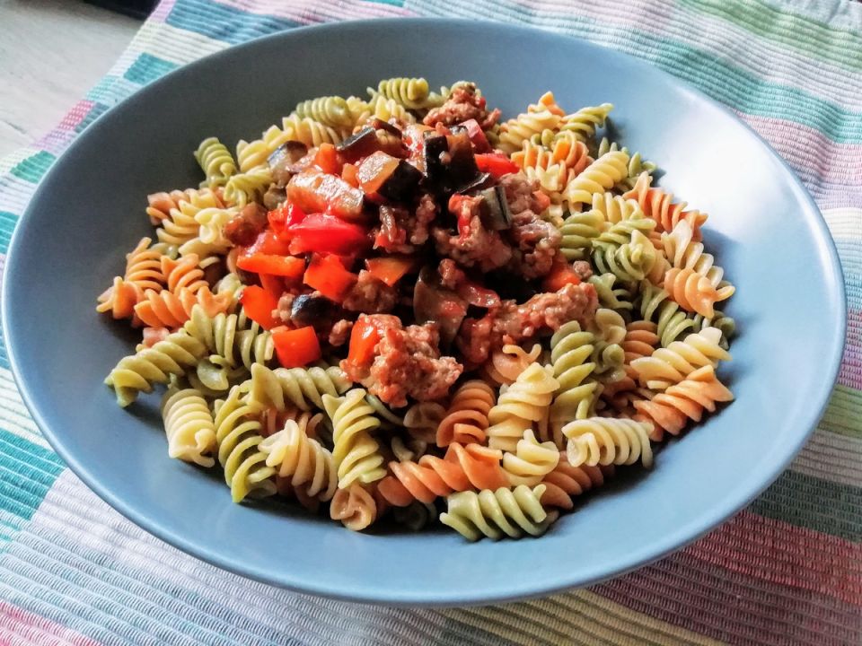 Осенние макароны по-флотски: новый взгляд на классический рецепт