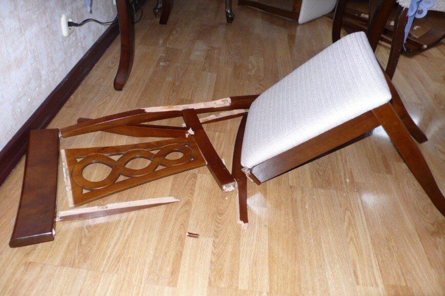 Как спасти сломанный стул: полезные советы по ремонту